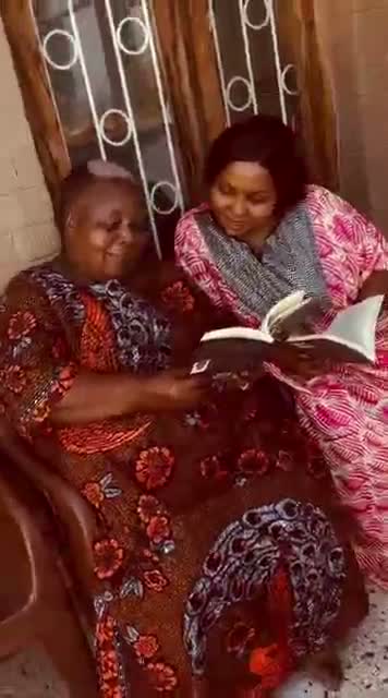 The book read at home.